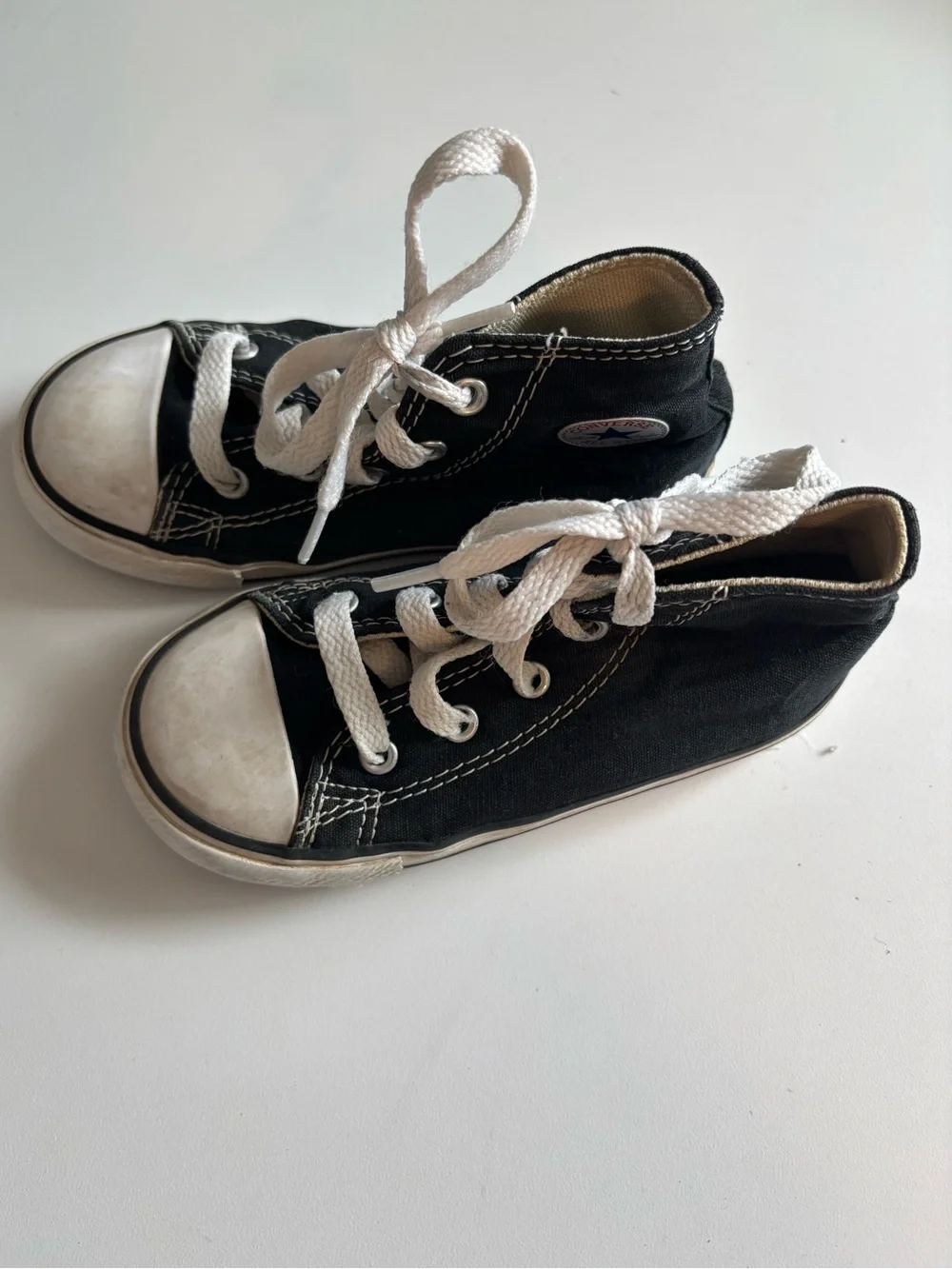 Converse High Top Lace Up Shoes Black & White Toddler Size 8 School Play Shoe
